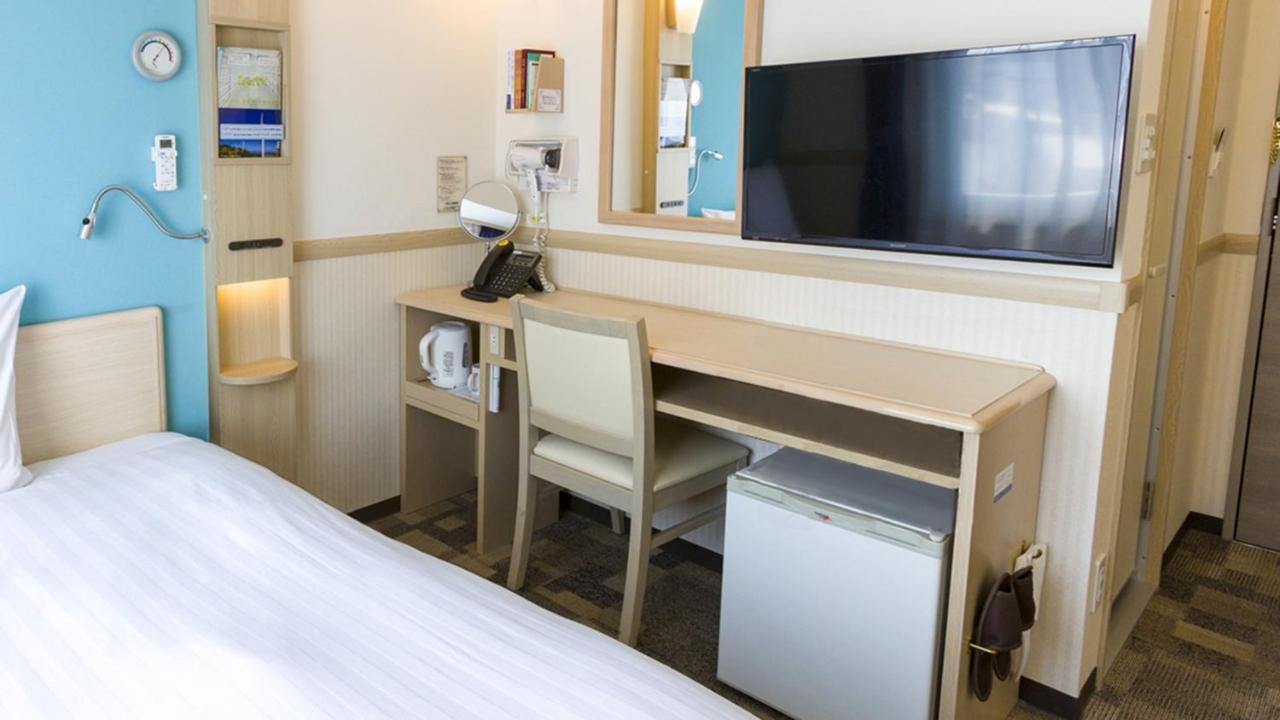 Toyoko Inn Nara Oji Eki Minami Guchi Eksteriør bilde
